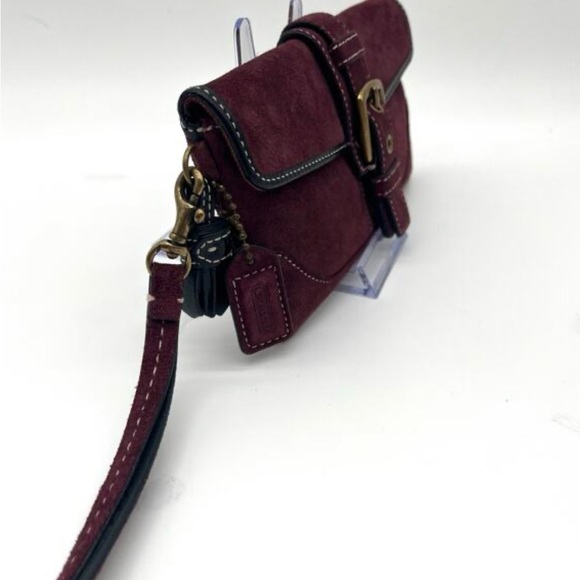 COACH EXTREMELY RARE SOHO, Suede Burgundy Clutch - Picture 11 of 12
